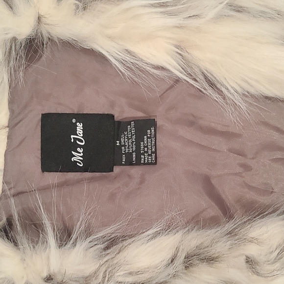 Vintage Faux Fur Vest - Picture 2 of 4